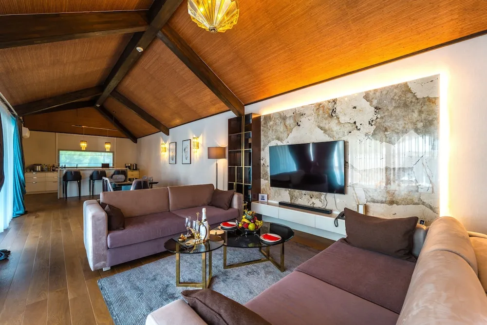 Superior Villa (6 People Use)