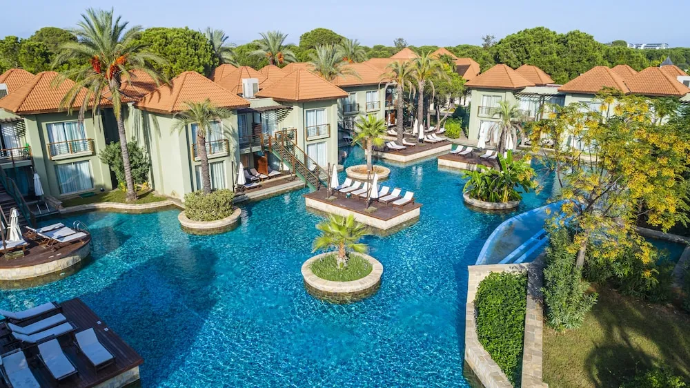 Lake Deluxe Villa (8 People Use)