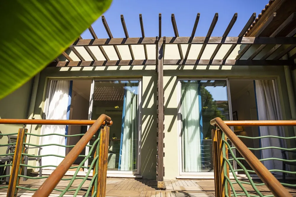 Lake Deluxe Villa
