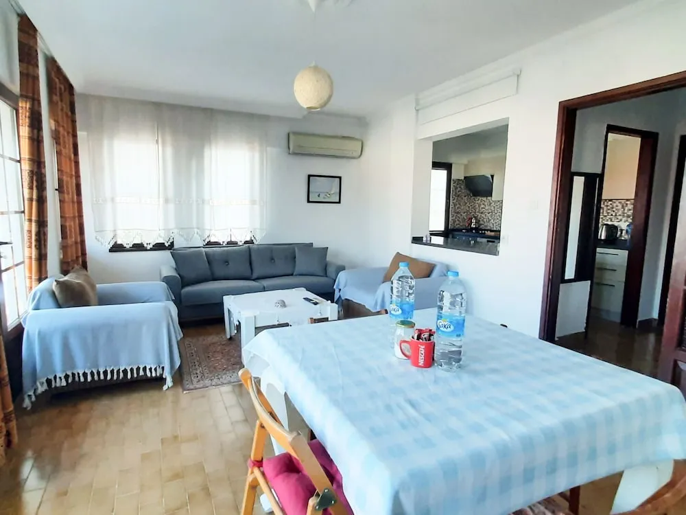 Daire, 2 Yatak Odası, Mutfak, Deniz Manzaralı (6 No)