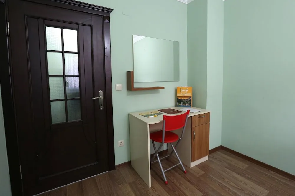 Apart Daire, 2 Yatak Odası, Balkon, Dağ Manzaralı