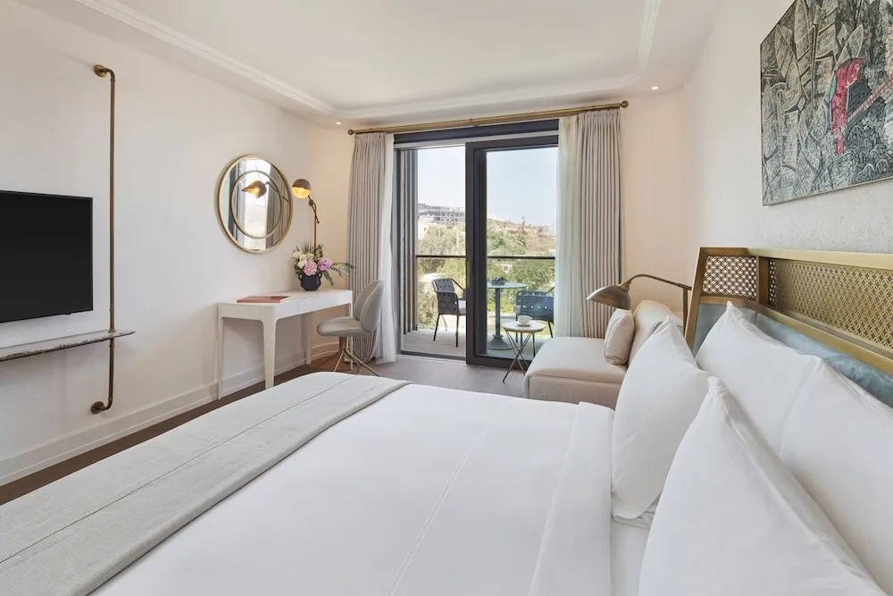 Comfort Premium Room Land View