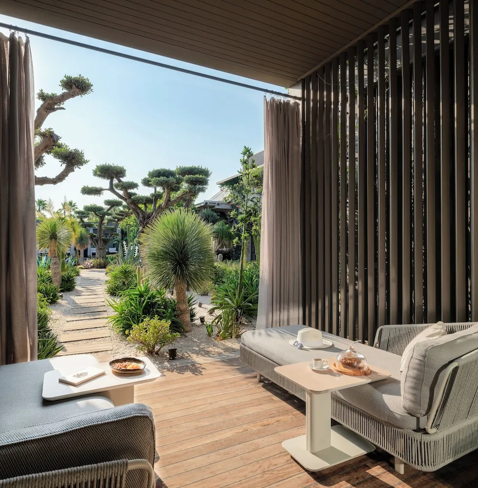 1 Bedroom Suite Garden Terrace