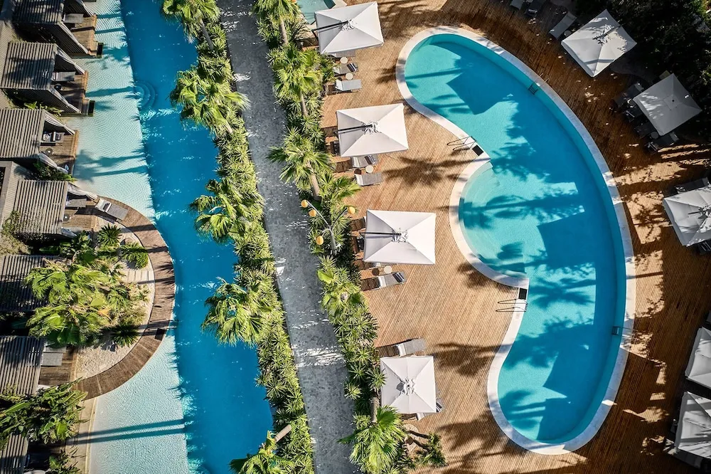 Laguna Private Suite Swim Up Terrace