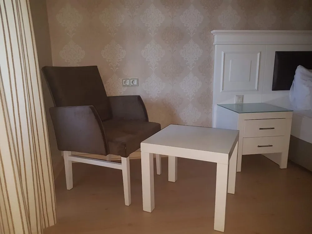 Standard Tek Büyük veya İki Ayrı Yataklı Oda