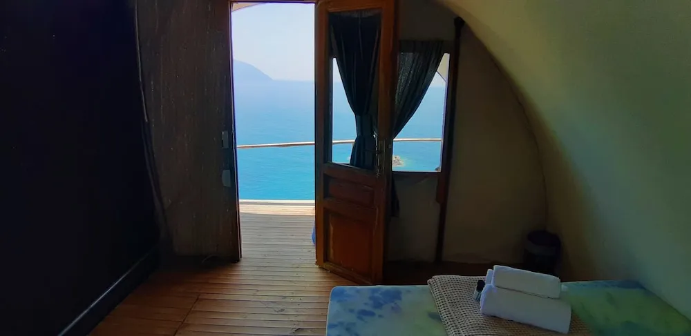 Traditional Bungalov, Ortak Banyo
