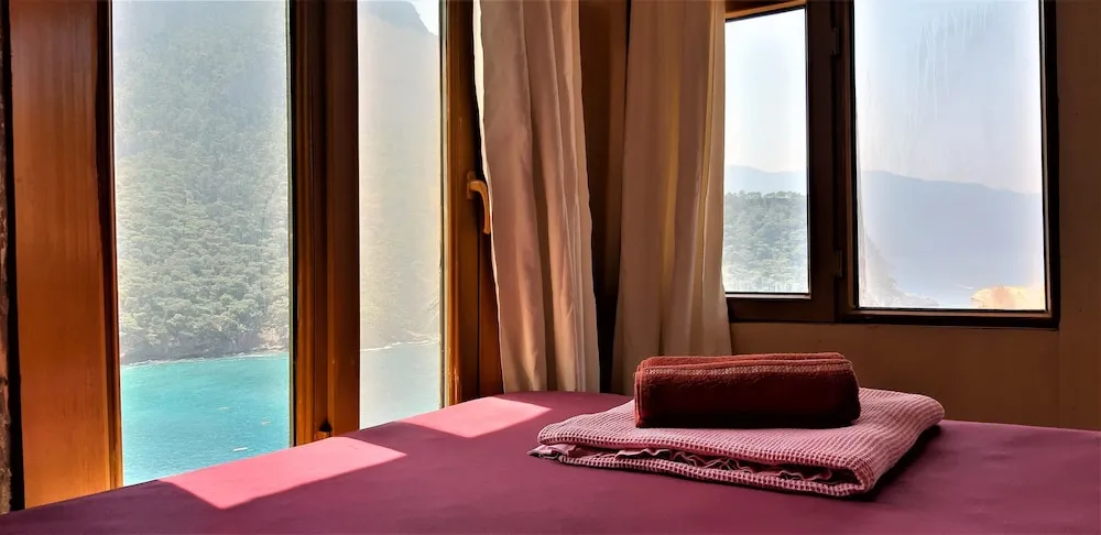 Bungalov, Ortak Banyo