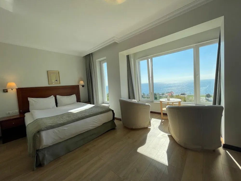 Deluxe Tek Büyük Yataklı Oda, 1 Çift Kişilik Yatak, Deniz Manzaralı
