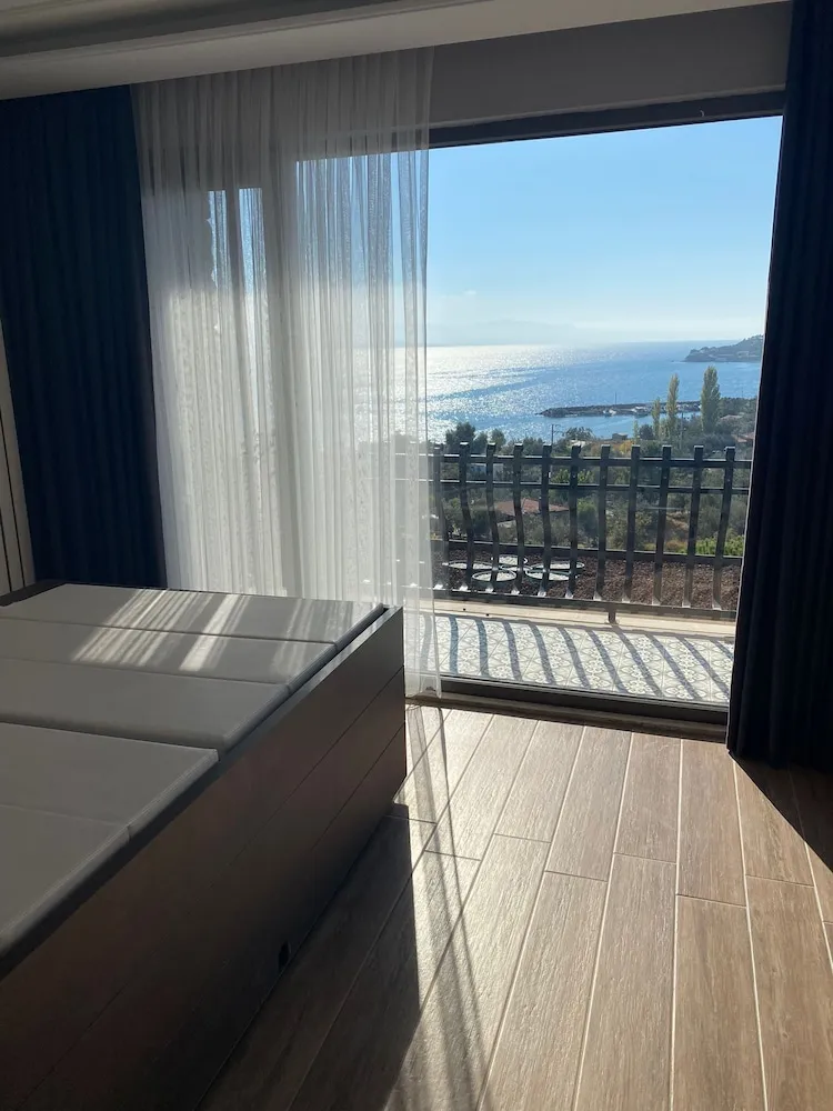 Superior Stüdyo Süit, 1 Yatak Odası, Balkon, Deniz Manzaralı