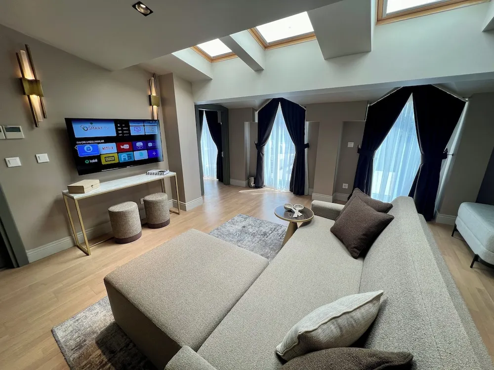 Deluxe Süit, Teras, Şehir Manzaralı