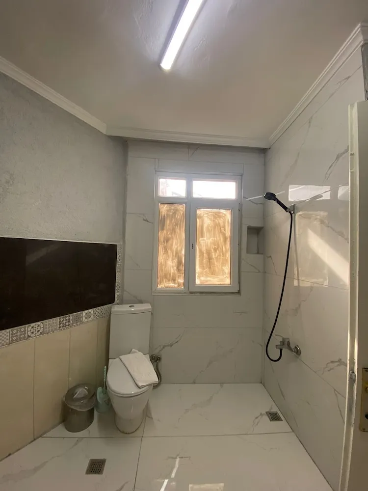 Apartment, 2 Bedrooms, Basement