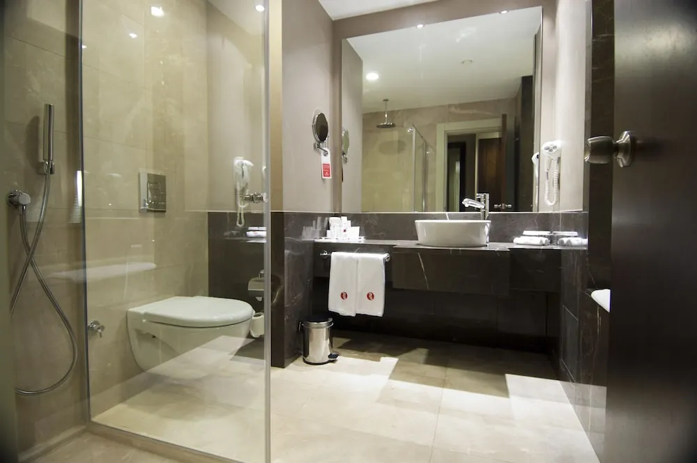Deluxe Room, Kısmi Deniz Manzaralı