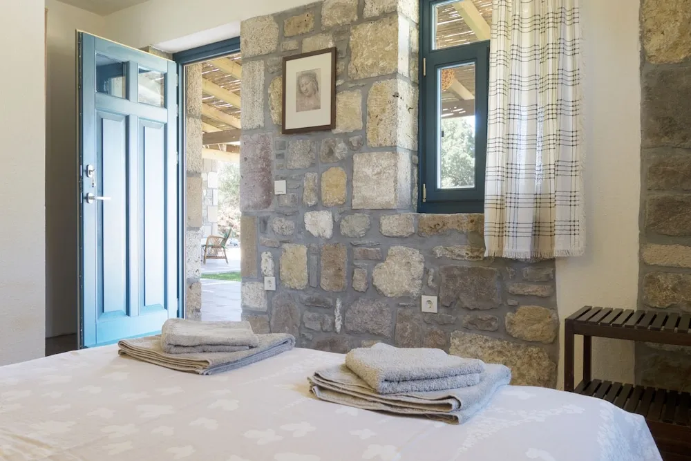 Exclusive Tek Büyük Yataklı Oda