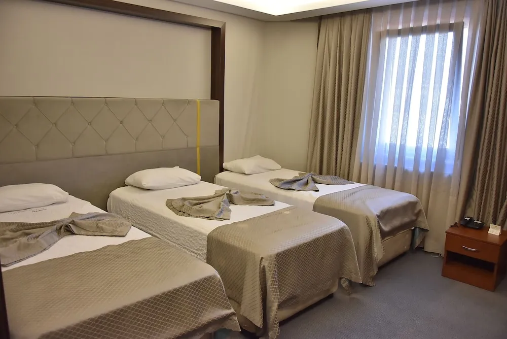 Standard Üç Kişilik Oda