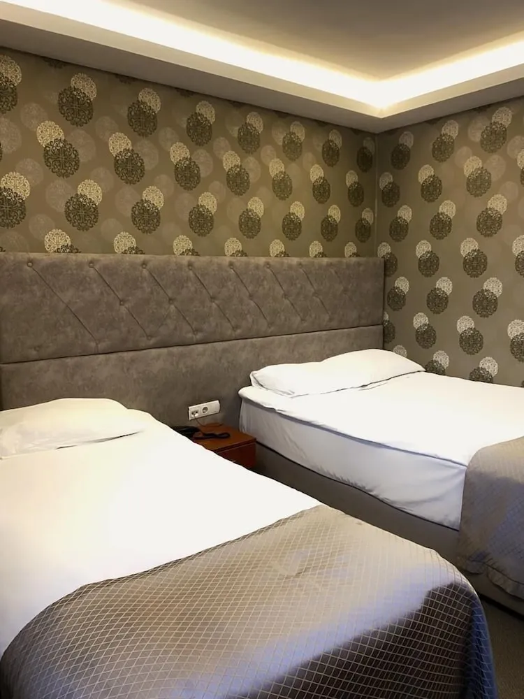 Standard Tek Büyük veya İki Ayrı Yataklı Oda