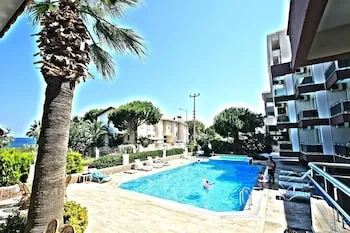 Oz Guzelcamli Otel