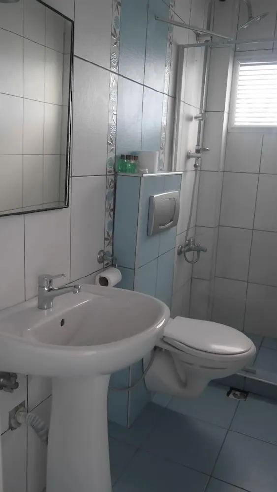 Standard Dört Kişilik Oda, Deniz Manzaralı