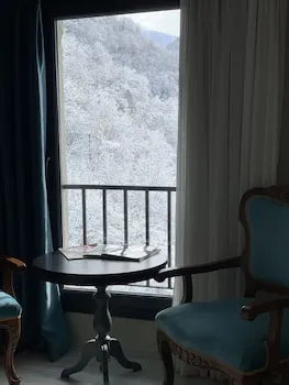 Pordanis Hotel