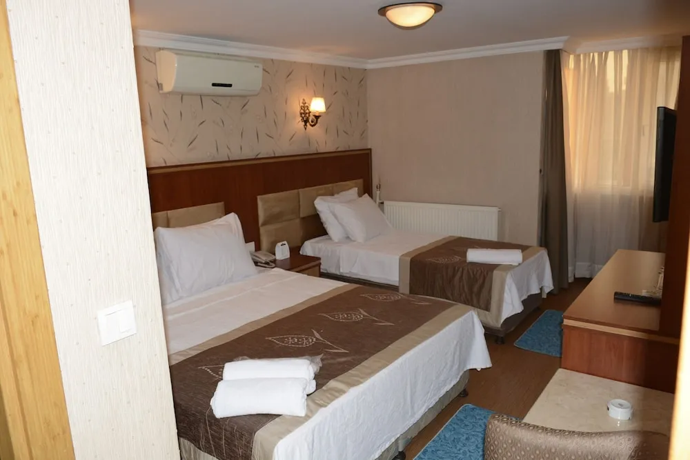 Standard Tek Büyük Yataklı Oda