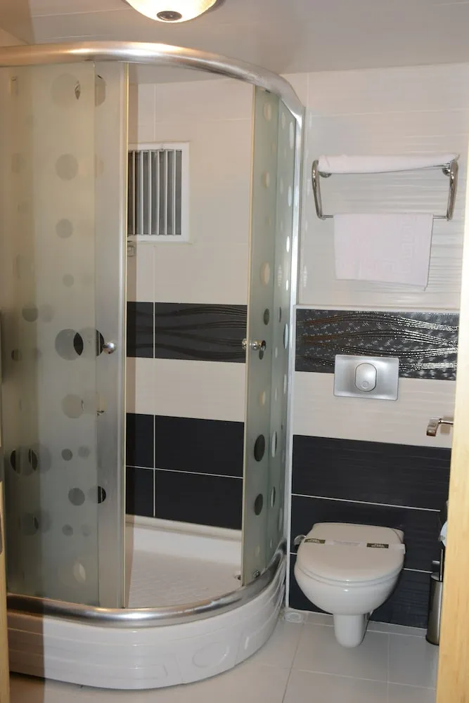 Standard Üç Kişilik Oda