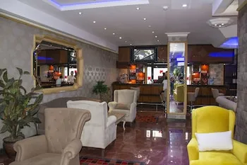 Hermanos Hotel