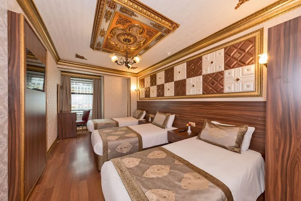 Standard Üç Kişilik Oda