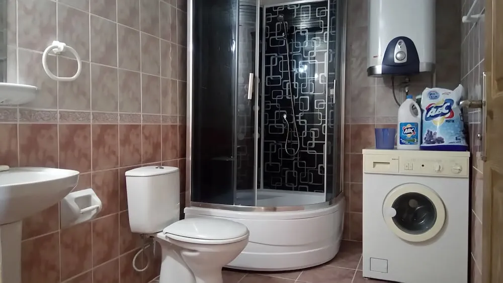 Apart Daire, Göl Manzaralı