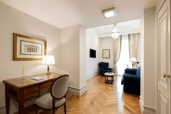 Grand Hotel Parkers