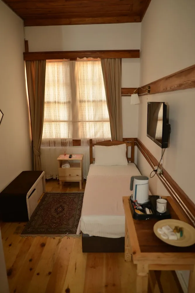 Deluxe Tek Kişilik Oda
