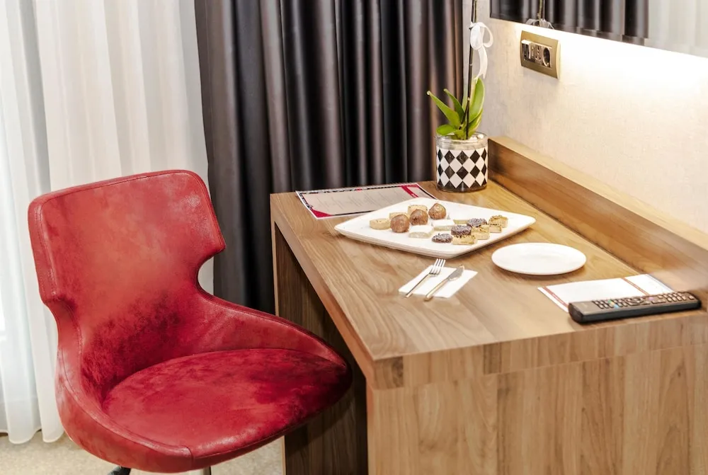 Deluxe Oda, 1 Çift Kişilik Yatak, Sigara İçilmez