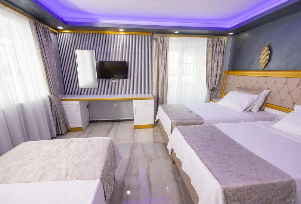 Family Tek Büyük veya İki Ayrı Yataklı Oda, 2 Yatak Odası, Şehir Manzaralı