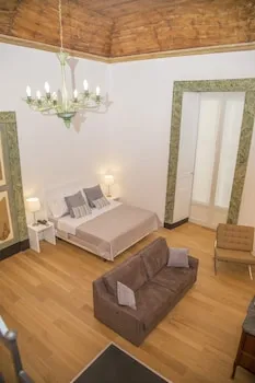 Santa Chiara Boutique Hotel