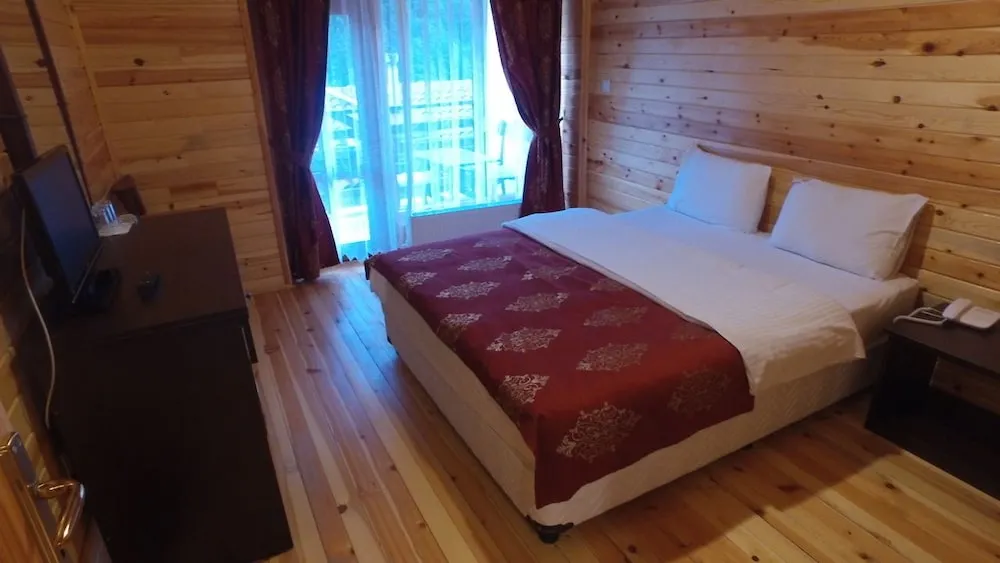 Standard Üç Kişilik Oda