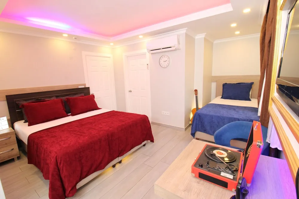 Triple Room