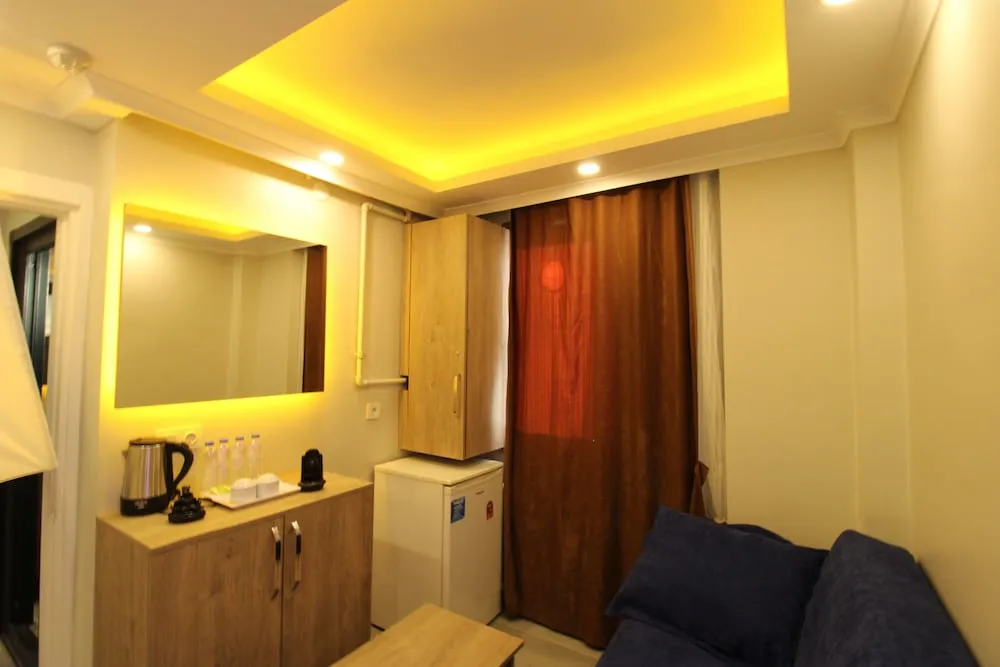 Quad Room