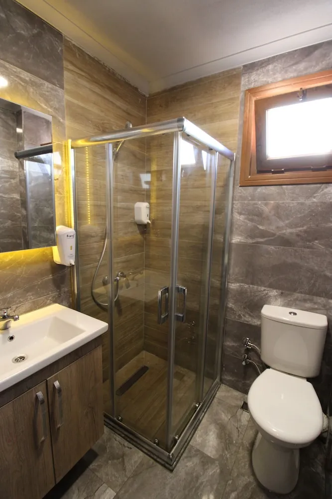 Quad Room