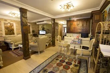 Sphendon Hotel