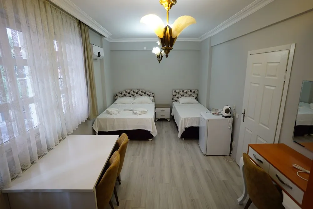 Standard Üç Kişilik Oda, Sigara İçilmez