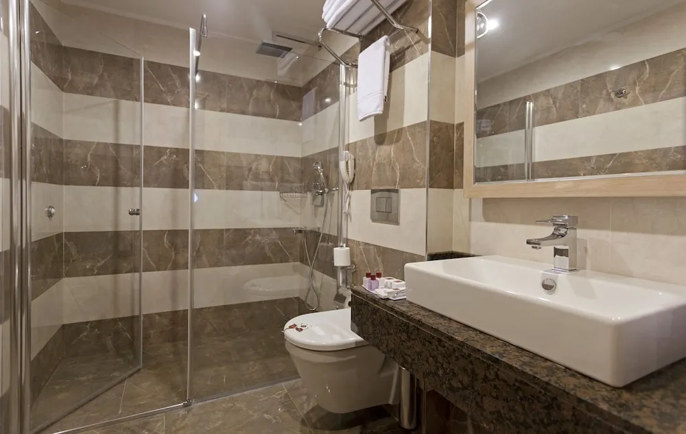 Xperian Executive Room