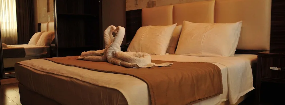 Standard Tek Büyük veya İki Ayrı Yataklı Oda, 1 Çift Kişilik veya 2 Tek Kişilik Yatak