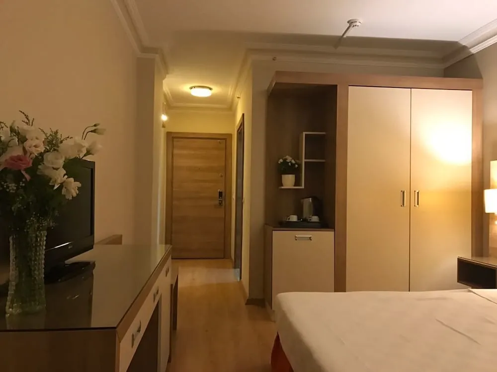 Standard Oda, 1 Çift Kişilik veya 2 Tek Kişilik Yatak