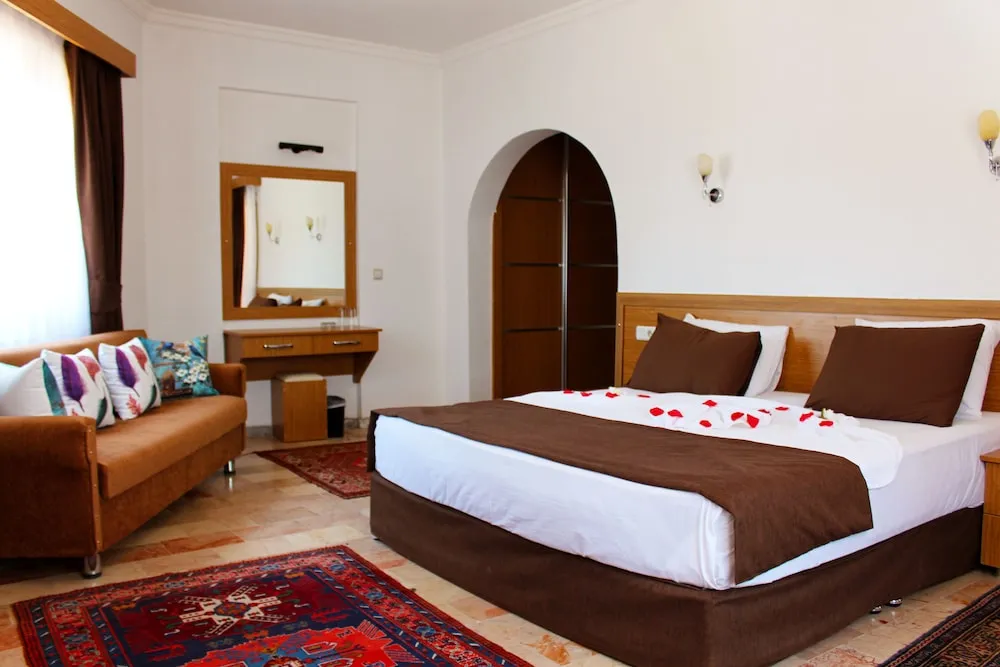 Comfort Tek Büyük Yataklı Oda