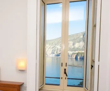 Villa Crawford - Religious Hospitality