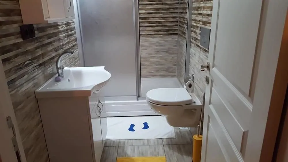 Dağ Evi, Göl Manzaralı
