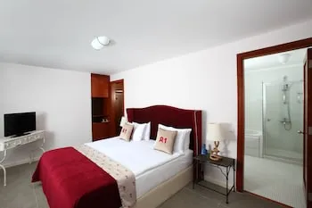 No:81 Hotel