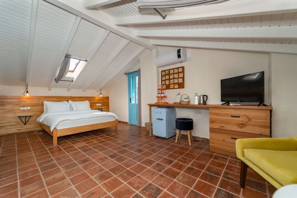 Çatı Katı Süiti (Penthouse), 1 Çift Kişilik Yatak