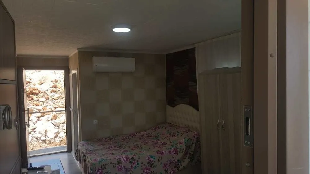 Classic Üç Kişilik Oda
