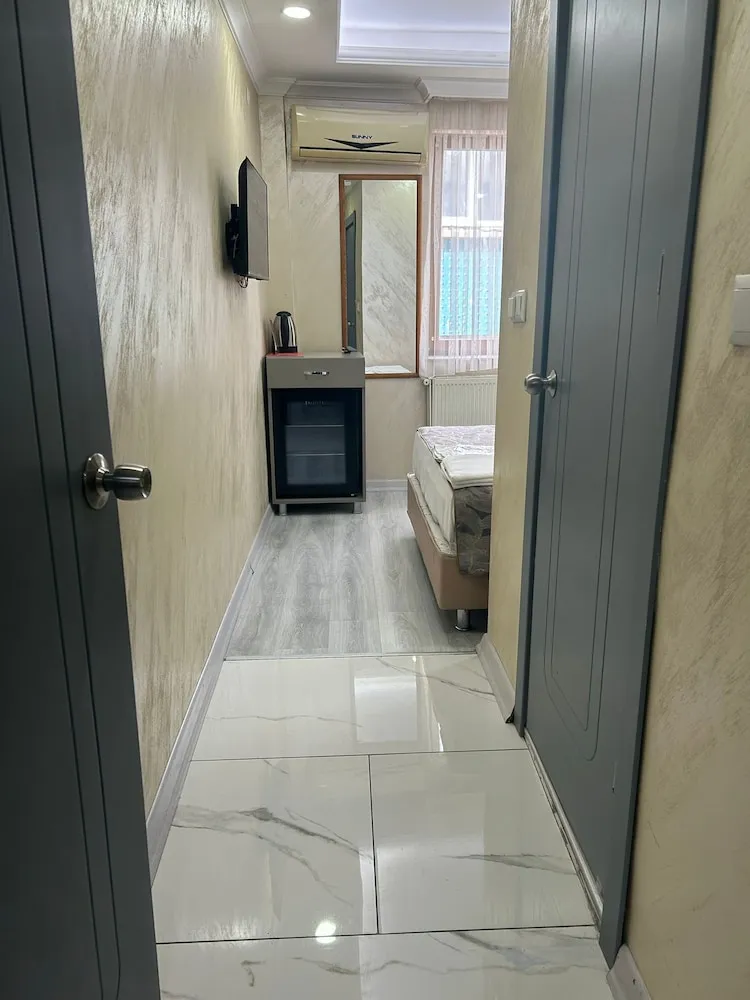 Standard Tek Büyük veya İki Ayrı Yataklı Oda
