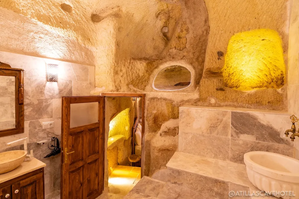 Honeymoon Tek Büyük Yataklı Oda
