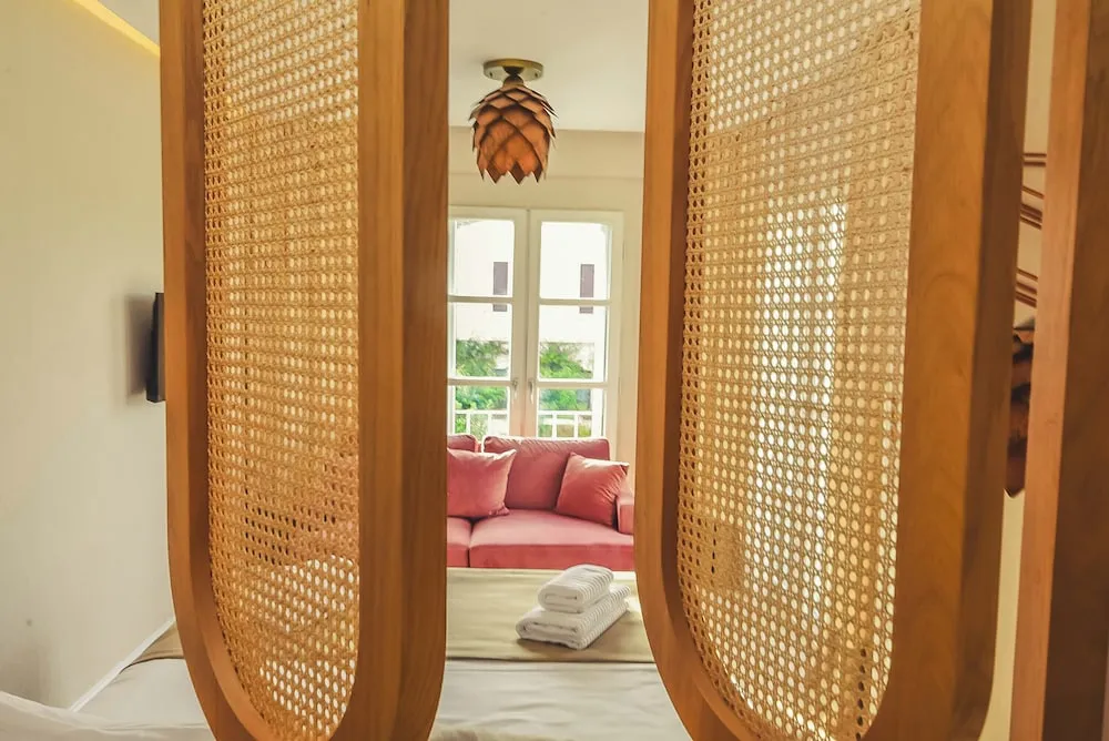 Balkonlu Deluxe Havuz Manzarali 2 Kisilik